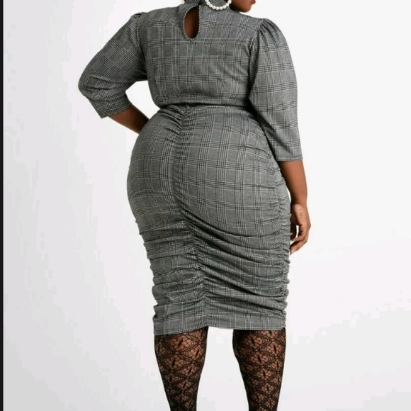 Black RUCHED MOCK NECK HOUNDSTOOTH DRESS - Picture 2 of 5